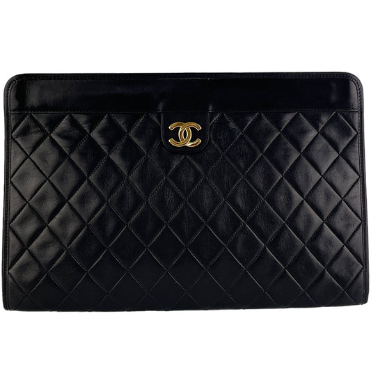 CHANEL Matelasse CC Logos Lambskin Leather Black Clutch bag 4917