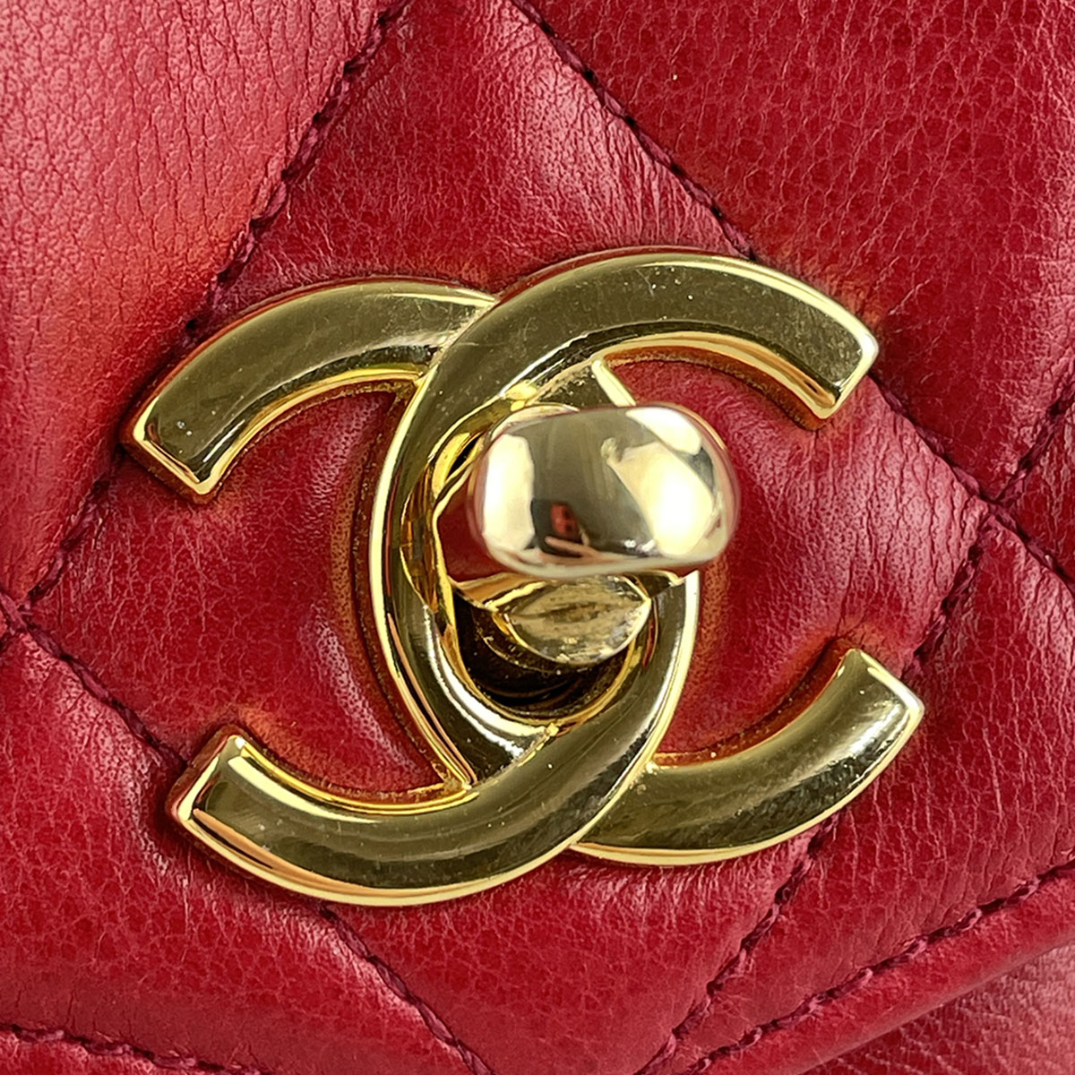 CHANEL Matelasse Lambskin Leather Red Waist bag 4921