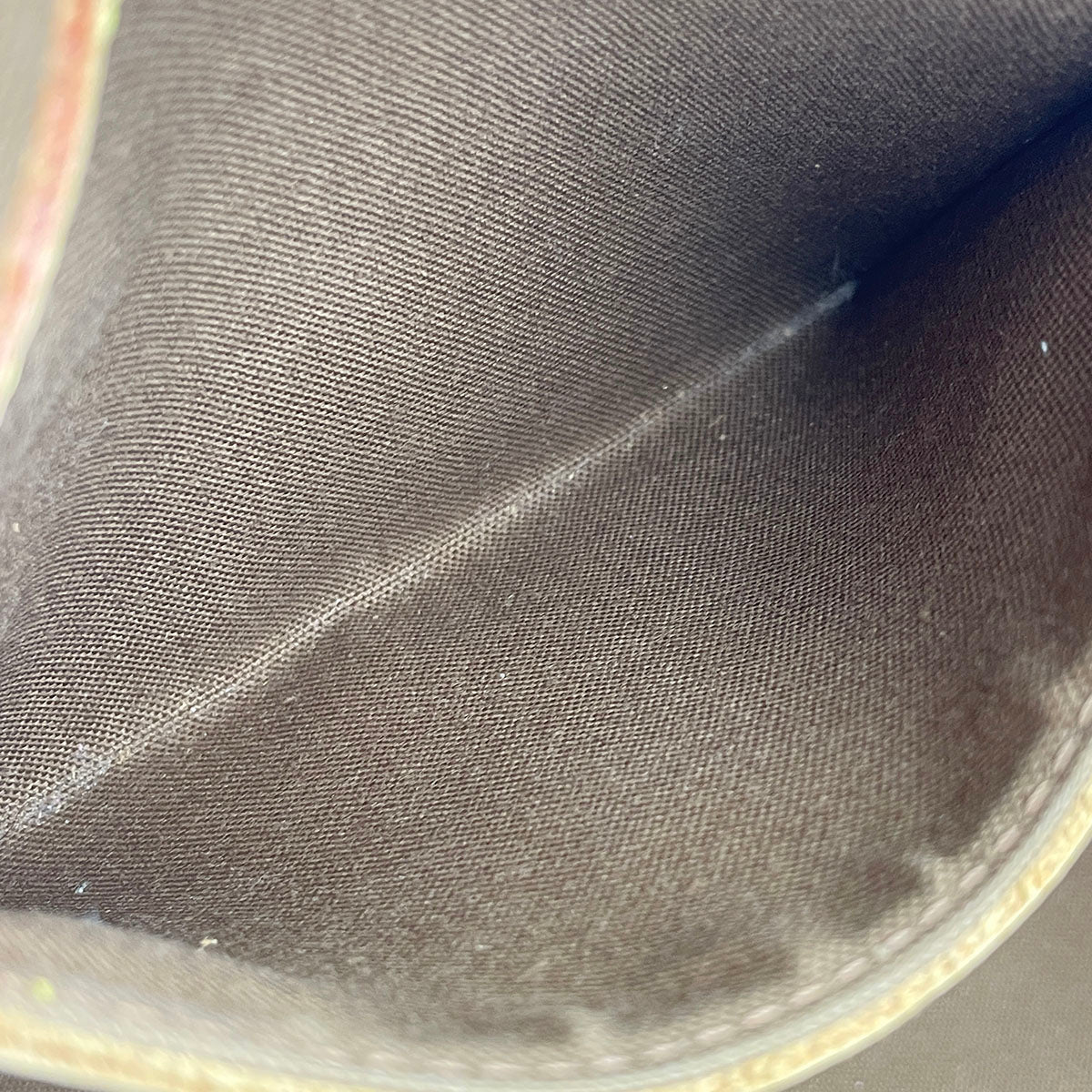 Louis Vuitton Monogram Alma Coated Canvas Fabric Brown Handbag 4829