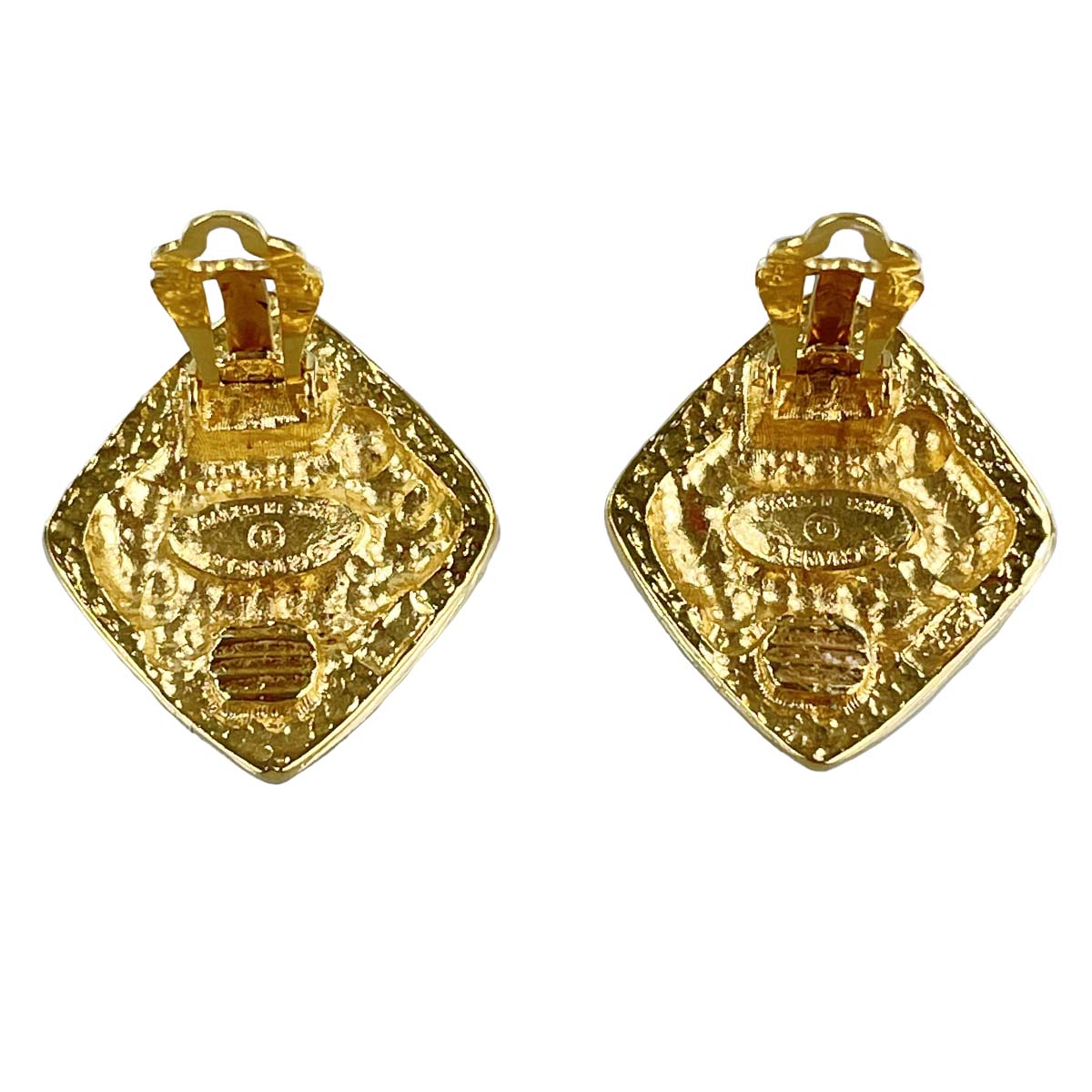 CHANEL Gold Plated Diamond-shape Clip-on earrings 83