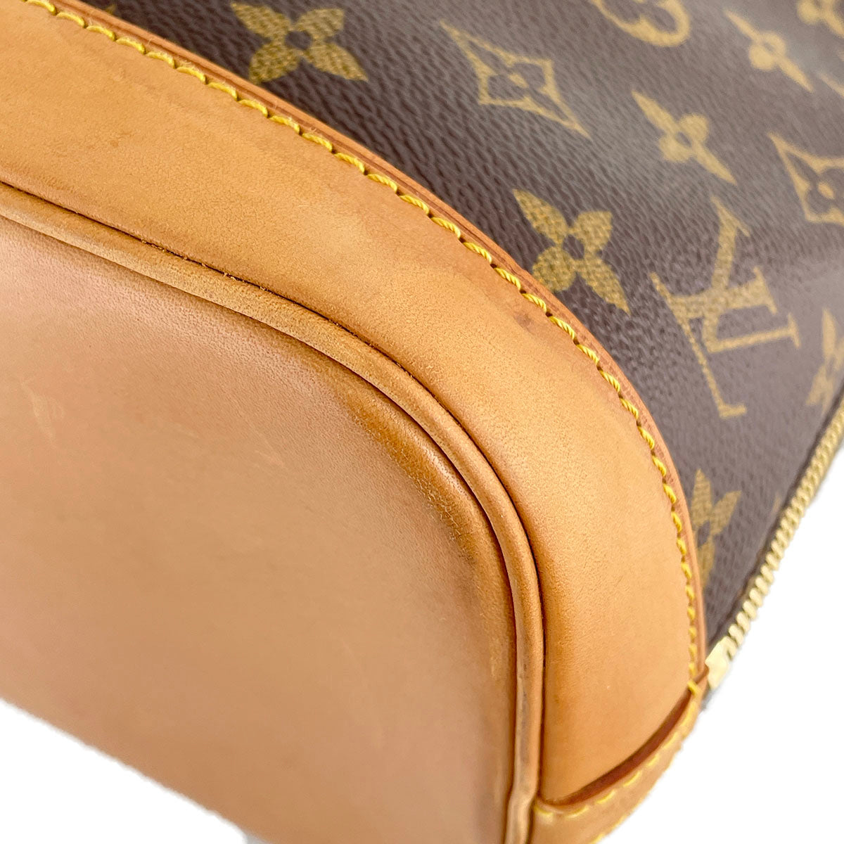 Louis Vuitton Monogram Alma Coated Canvas Fabric Brown Handbag 4823