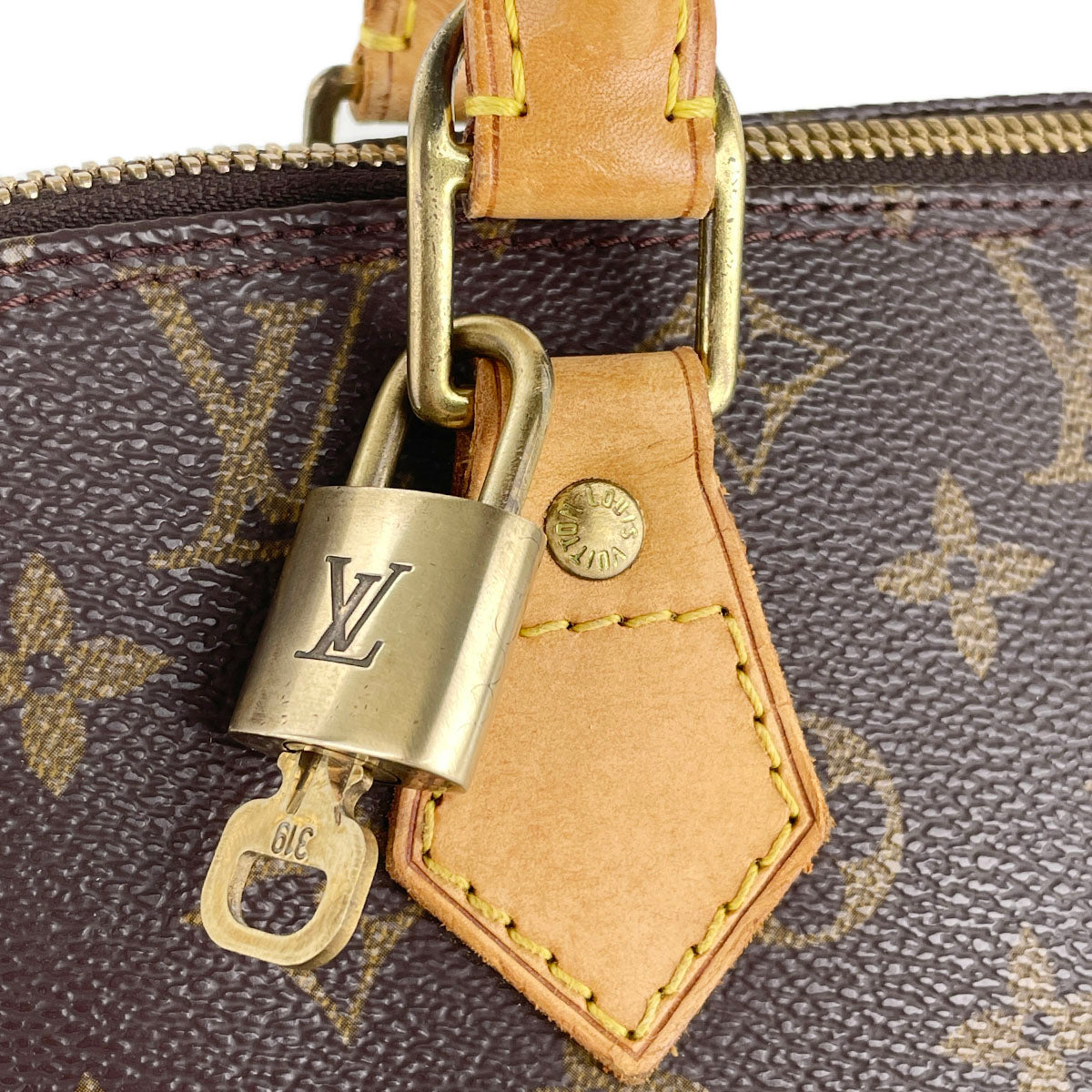 Louis Vuitton Monogram Alma Coated Canvas Fabric Brown Handbag 4913
