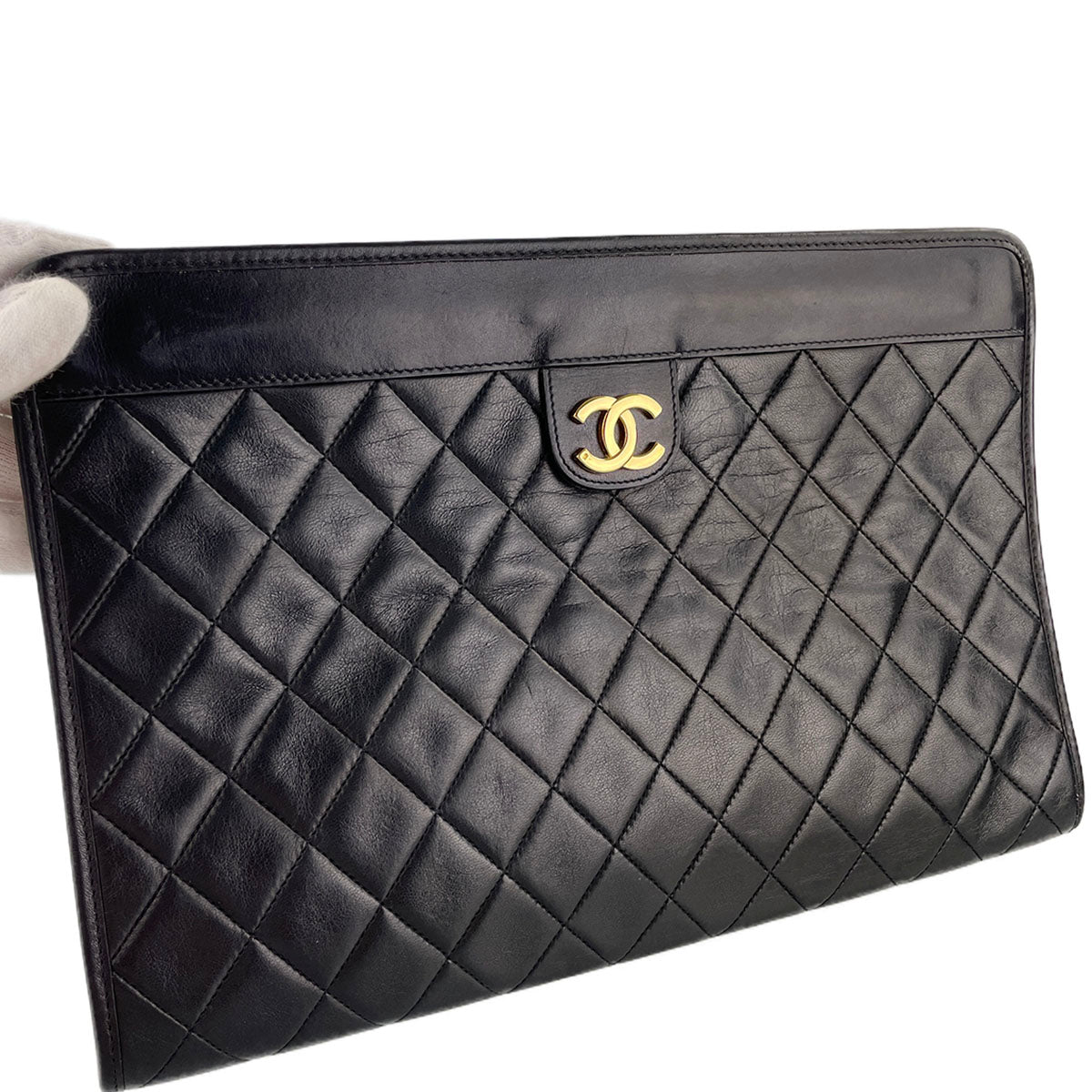 CHANEL Matelasse CC Logos Lambskin Leather Black Clutch bag 4917