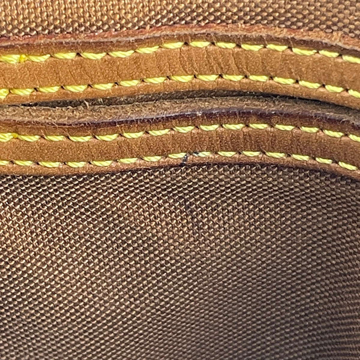 Louis Vuitton Monogram Speedy 25 Coated Canvas Fabric Brown Handbag 4932