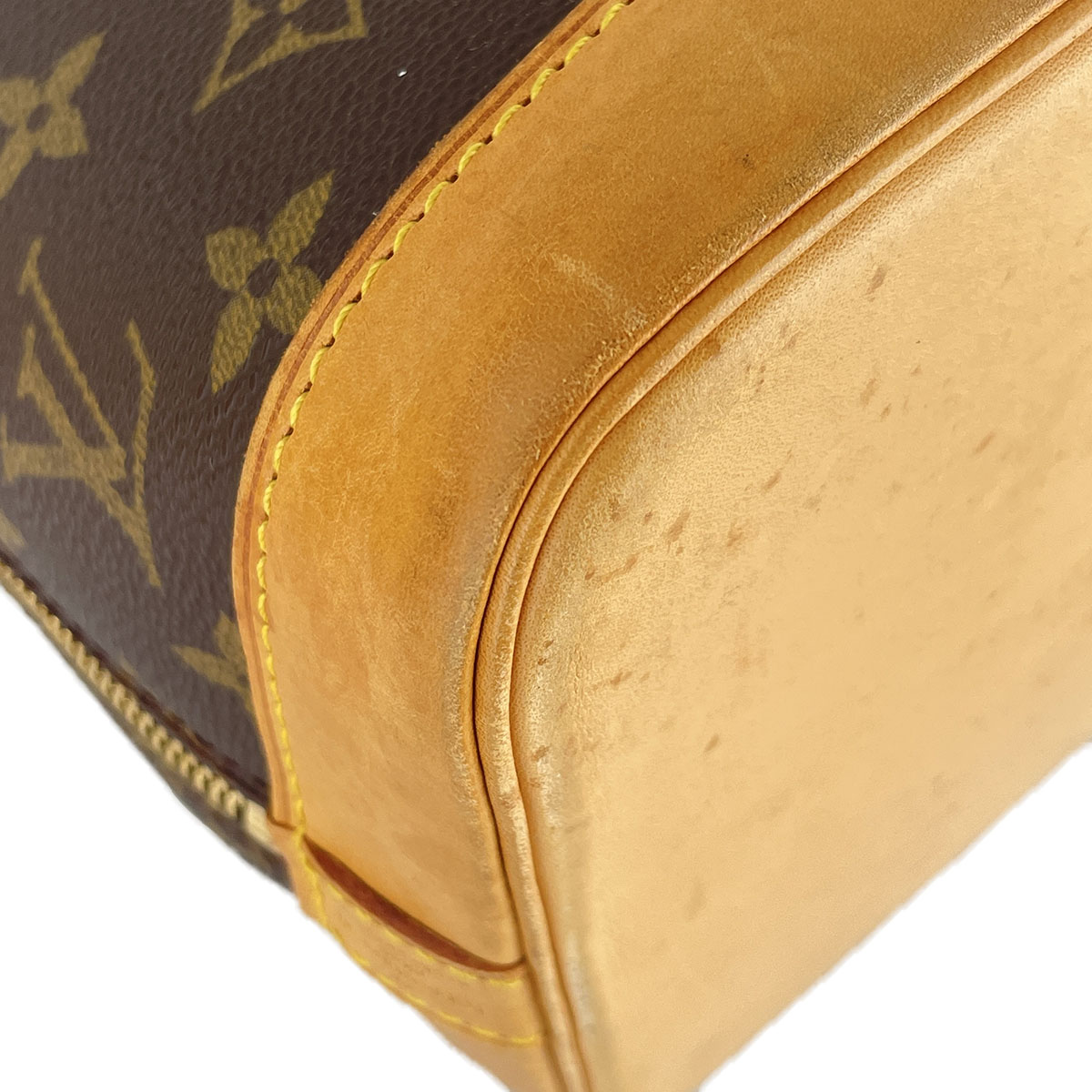 Louis Vuitton Monogram Alma Coated Canvas Fabric Brown Handbag 4829