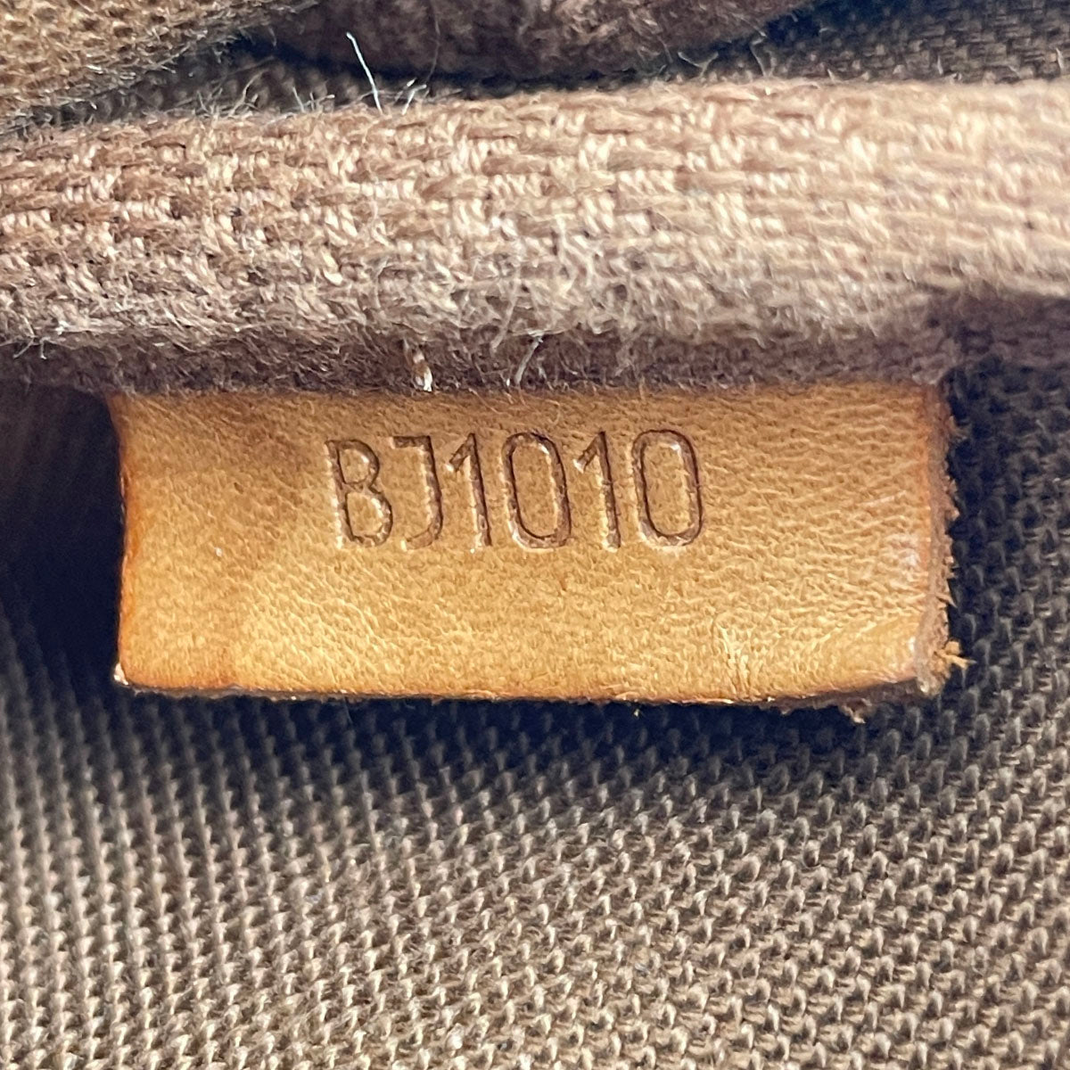 Louis Vuitton Monogram Pochette Accessoires Coated Canvas Brown Handbag 4855