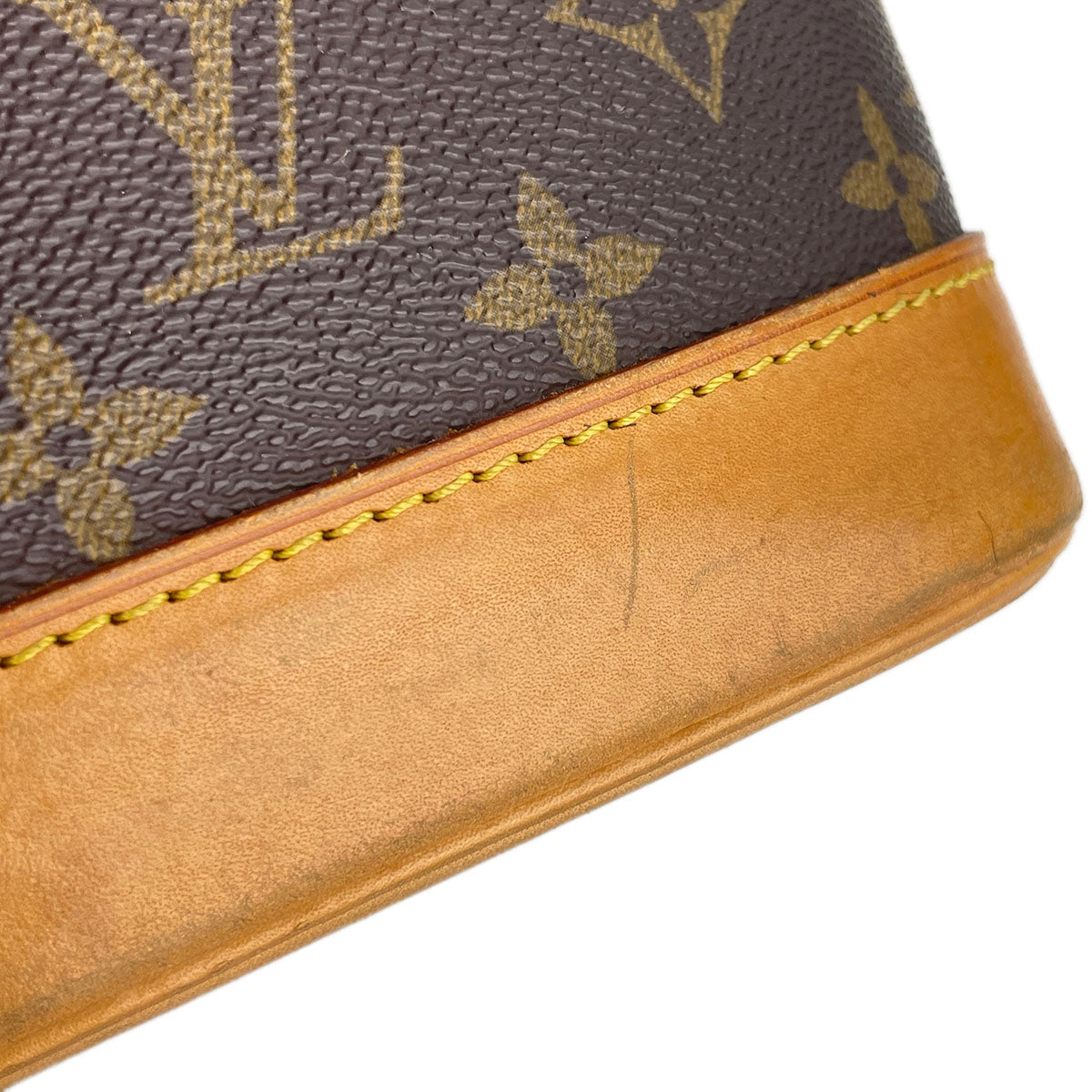 Louis Vuitton Monogram Alma Coated Canvas Fabric Brown Handbag 4829