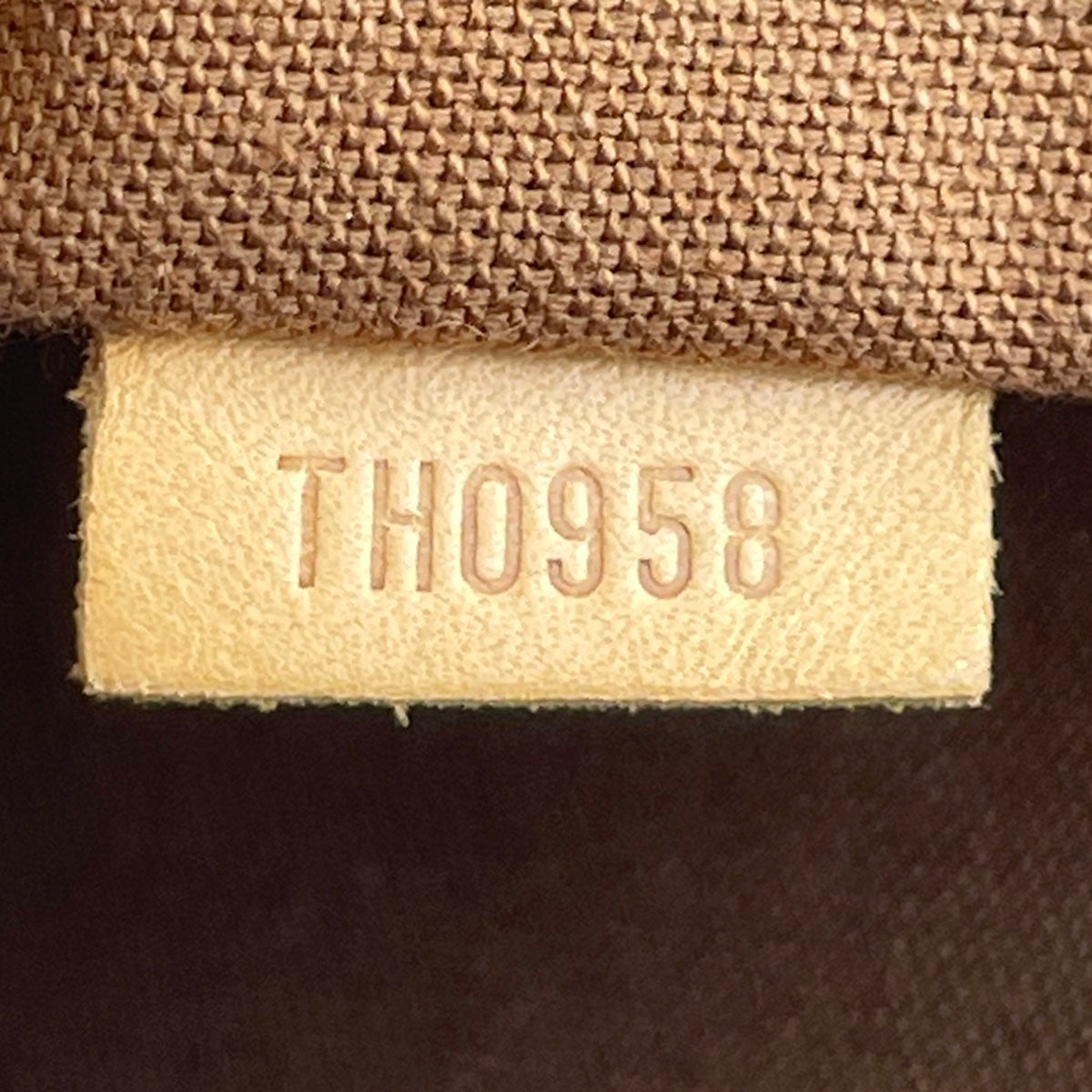 Louis Vuitton Monogram Alma Coated Canvas Fabric Brown Handbag 4915