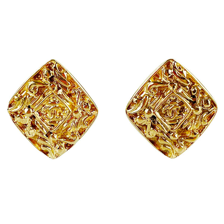CHANEL Gold Plated Diamond-shape Clip-on earrings 83