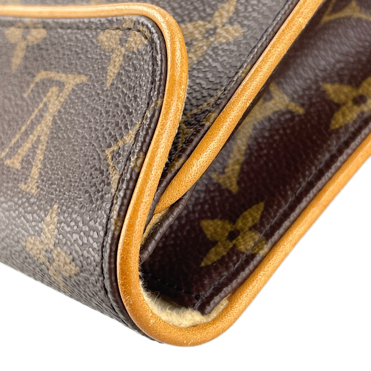 Louis Vuitton Monogram Pochette Florentine Coated Canvas Suede Brown Pouch 4875