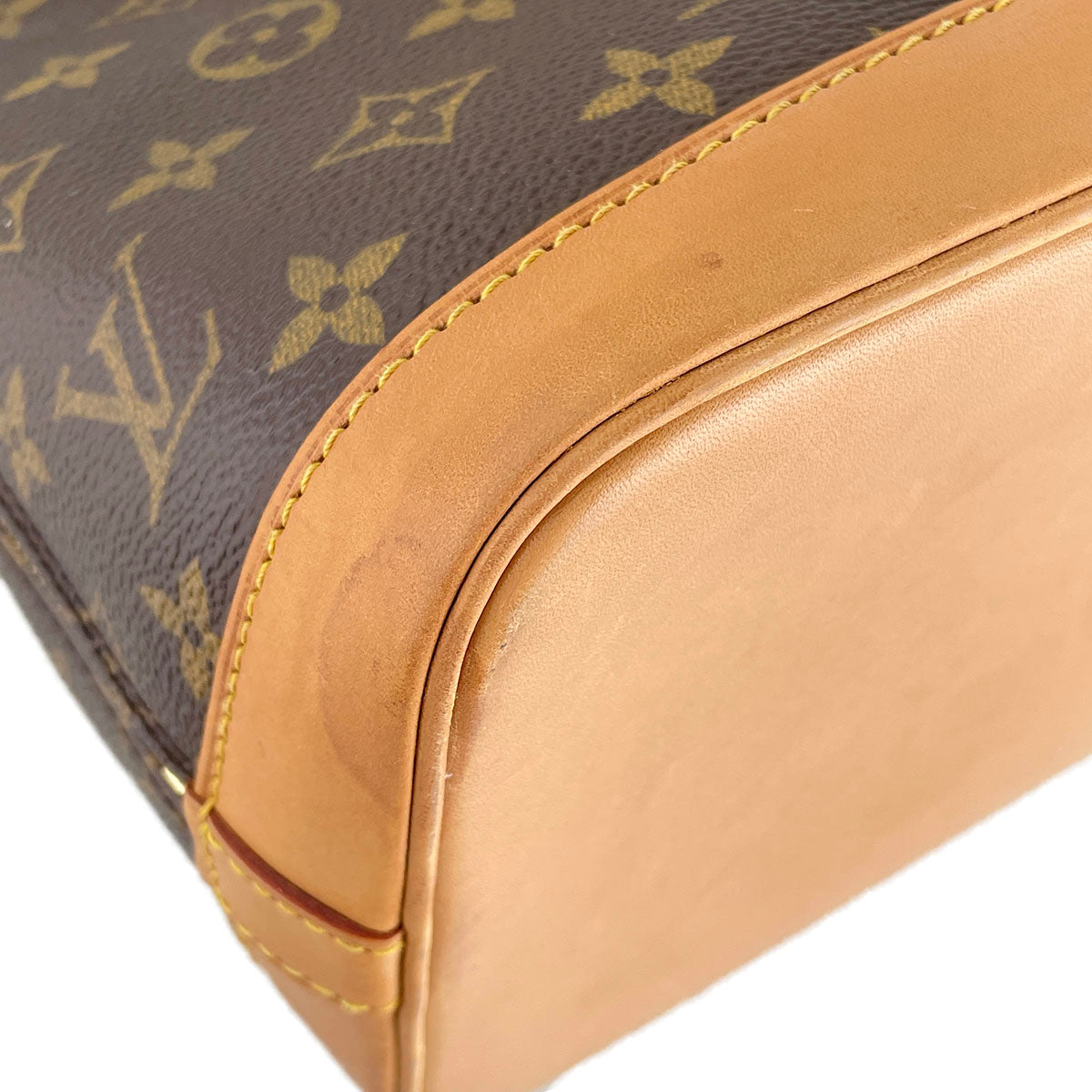 Louis Vuitton Monogram Alma Coated Canvas Fabric Brown Handbag 4823