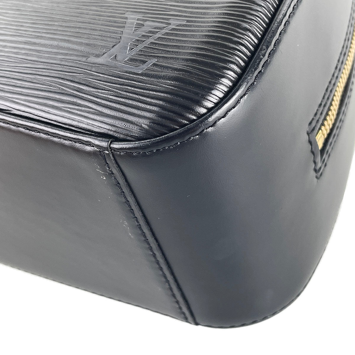 Louis Vuitton Epi Jasmine Leather Suede Black Handbag 4929